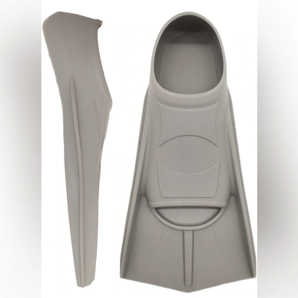 NWOT Silicone Flippers